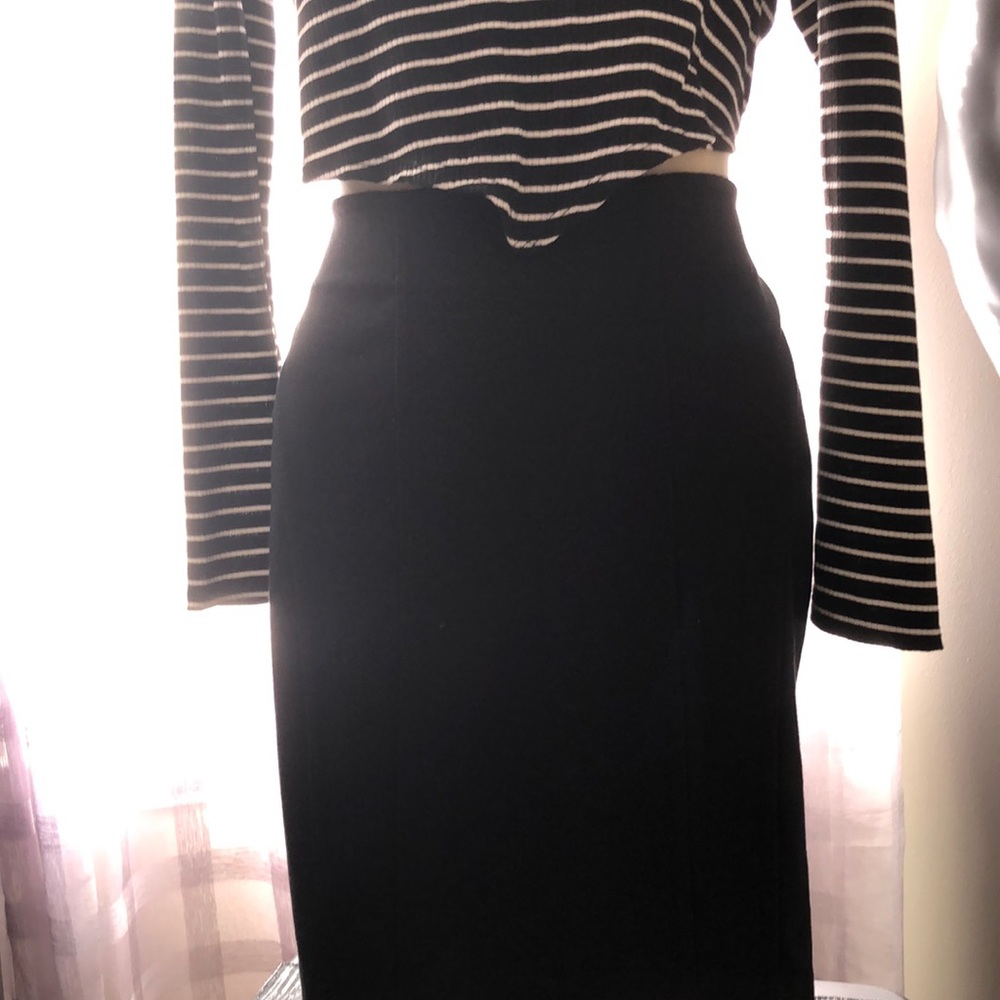 New York and Company black skirt size 4 nwt